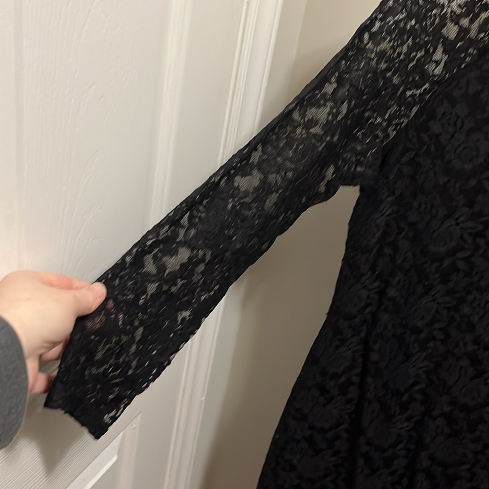 LIKE NEW 2X Black Wrapper Brand Long Sleeved Lace Dress Completely Lined!!! - Picture 3 of 8